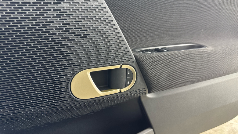 MINI Cooper 135kW E Sport 41kWh 3dr Auto Electric Hatchback